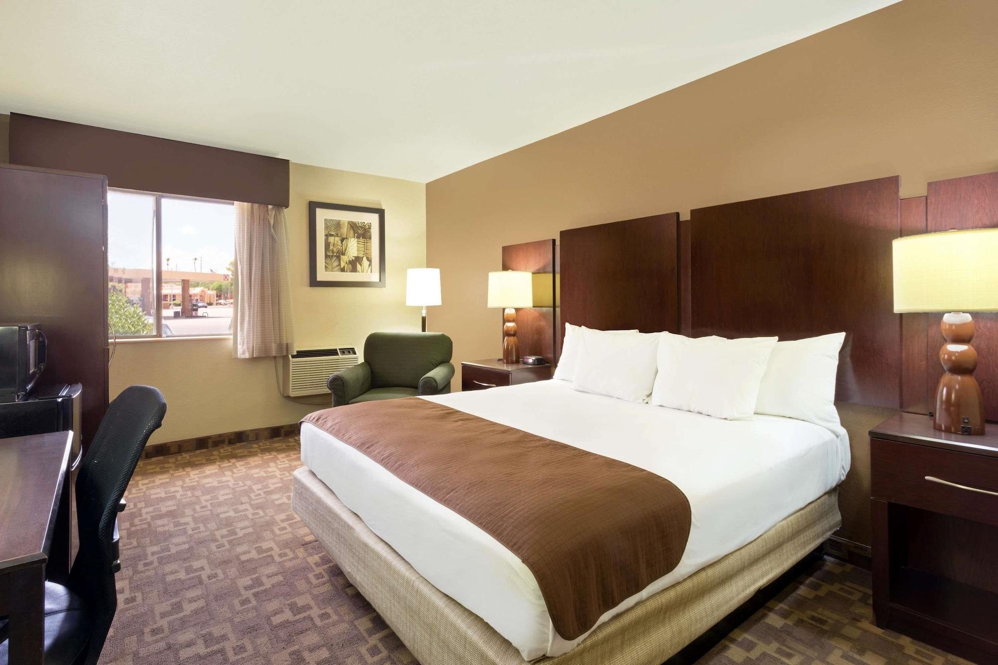 Super 8 By Wyndham Chandler Phoenix Luaran gambar