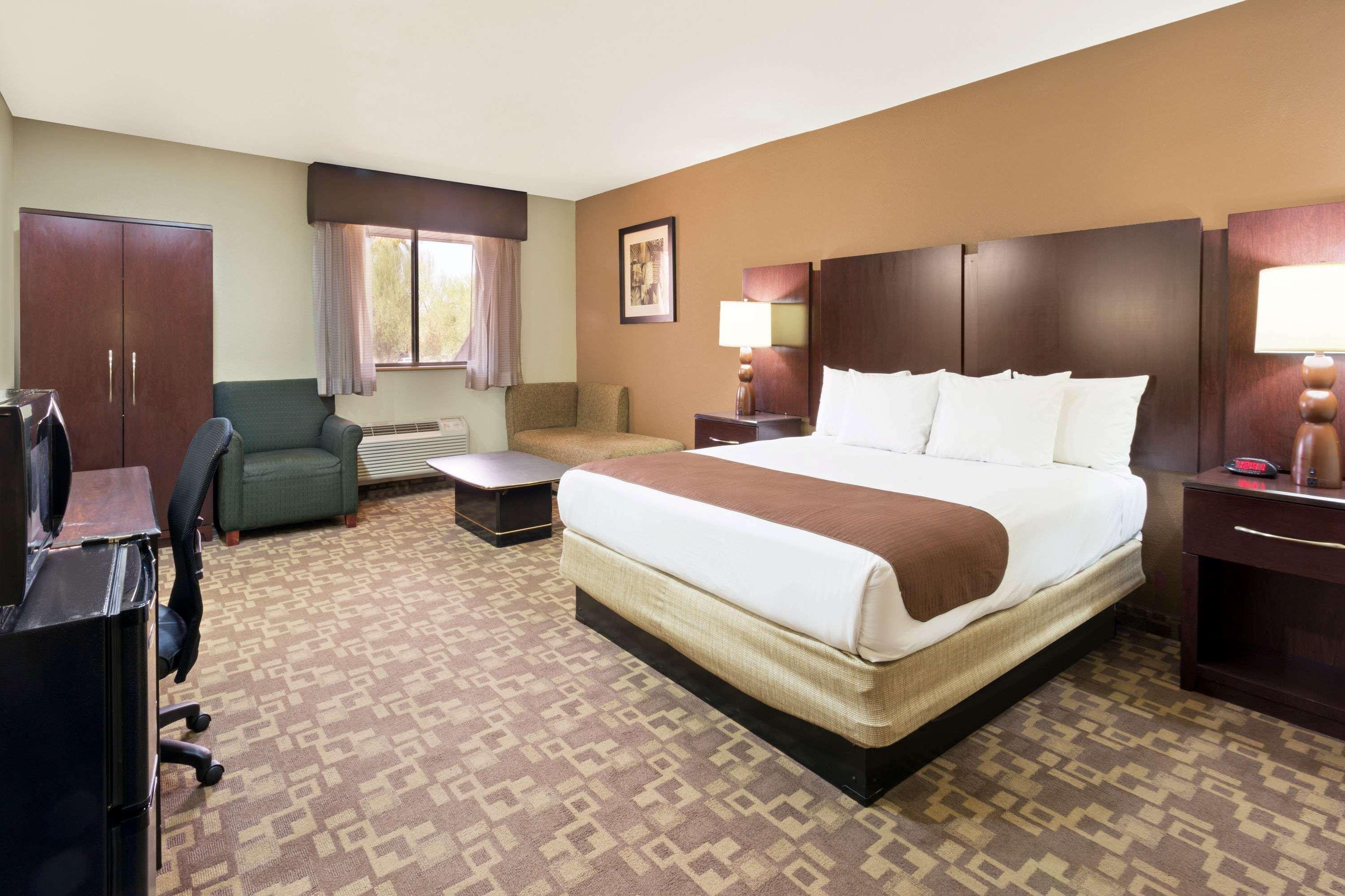 Super 8 By Wyndham Chandler Phoenix Luaran gambar