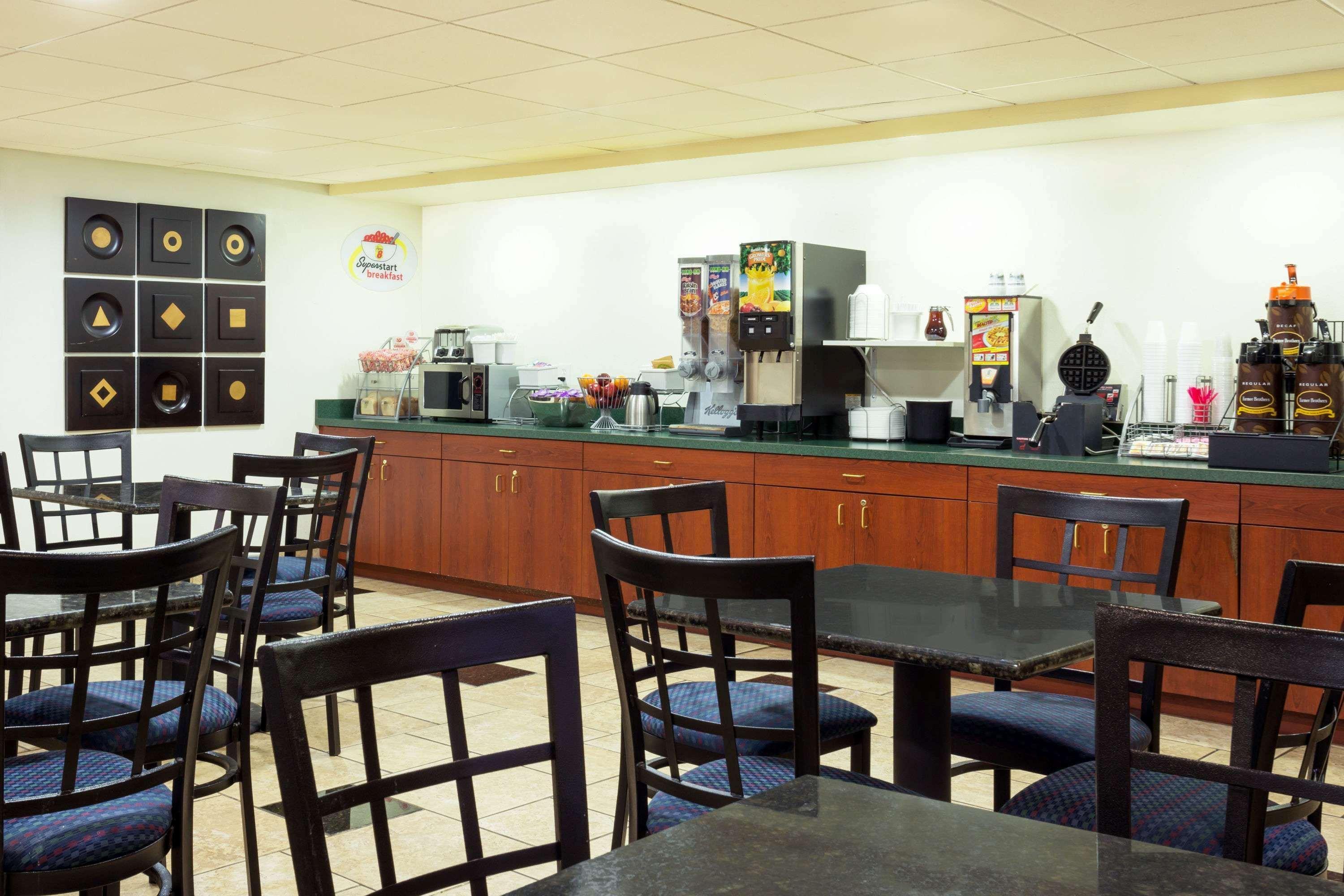 Super 8 By Wyndham Chandler Phoenix Luaran gambar